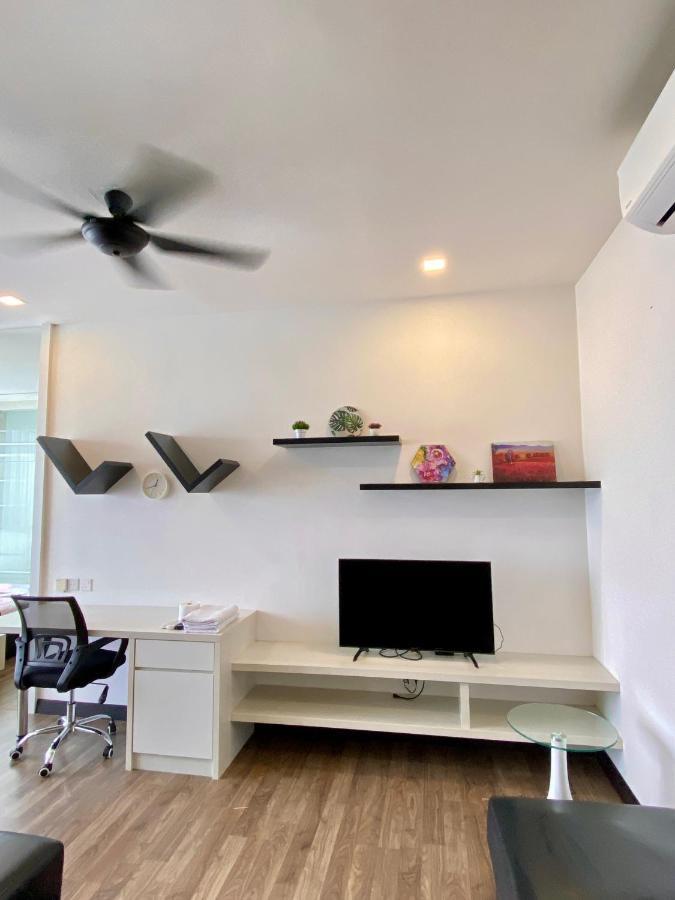 Landmark Residence 2, Studio For 2 Pax, High Floor, Nice View, Free Parking, Budget Stay Kajang Dış mekan fotoğraf
